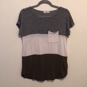 Tri-colored loose blouse